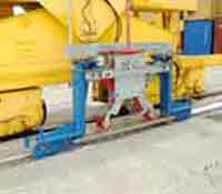channel cover lifting device